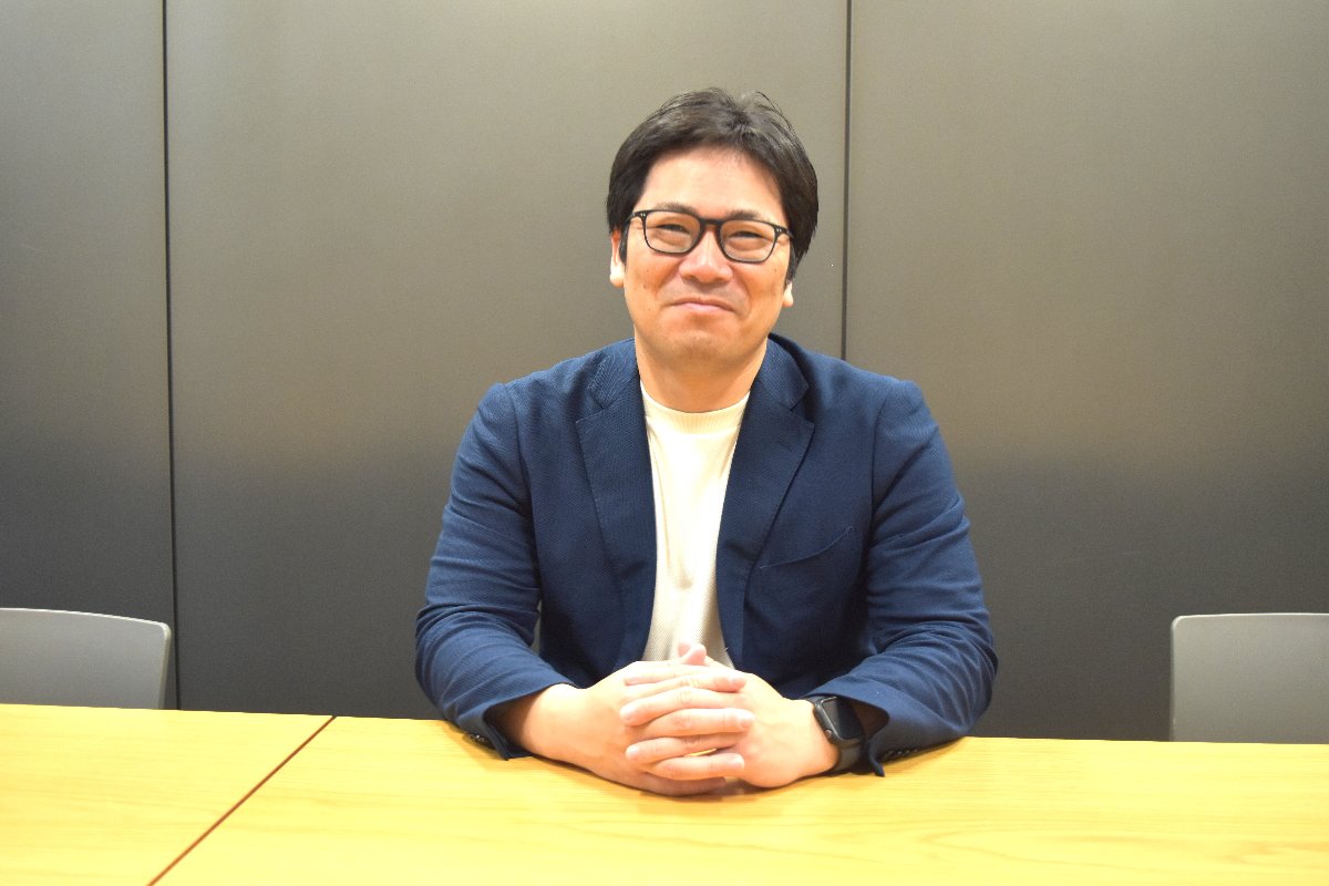 栗尾圭一郎氏