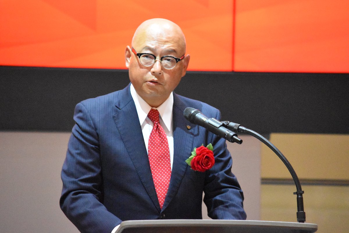 (大和アセットマネジメントの佐野社長)