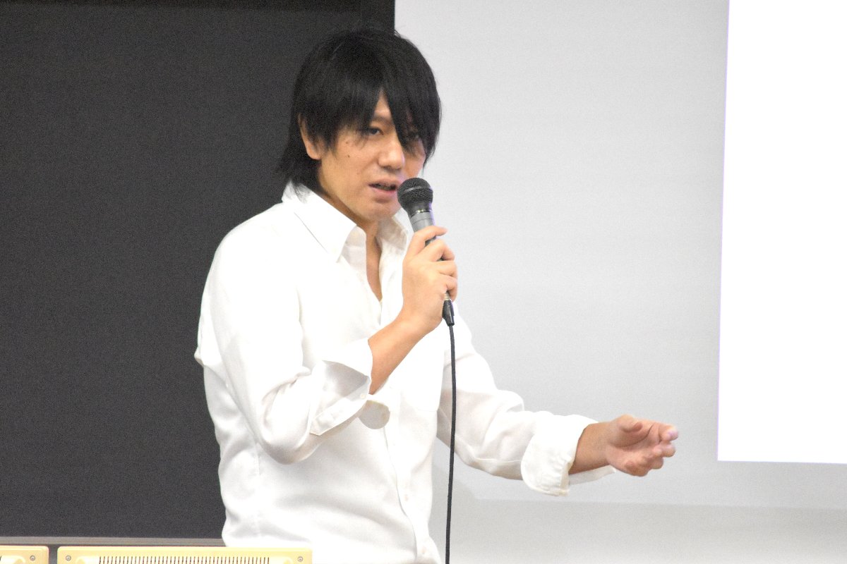 （山田教授）