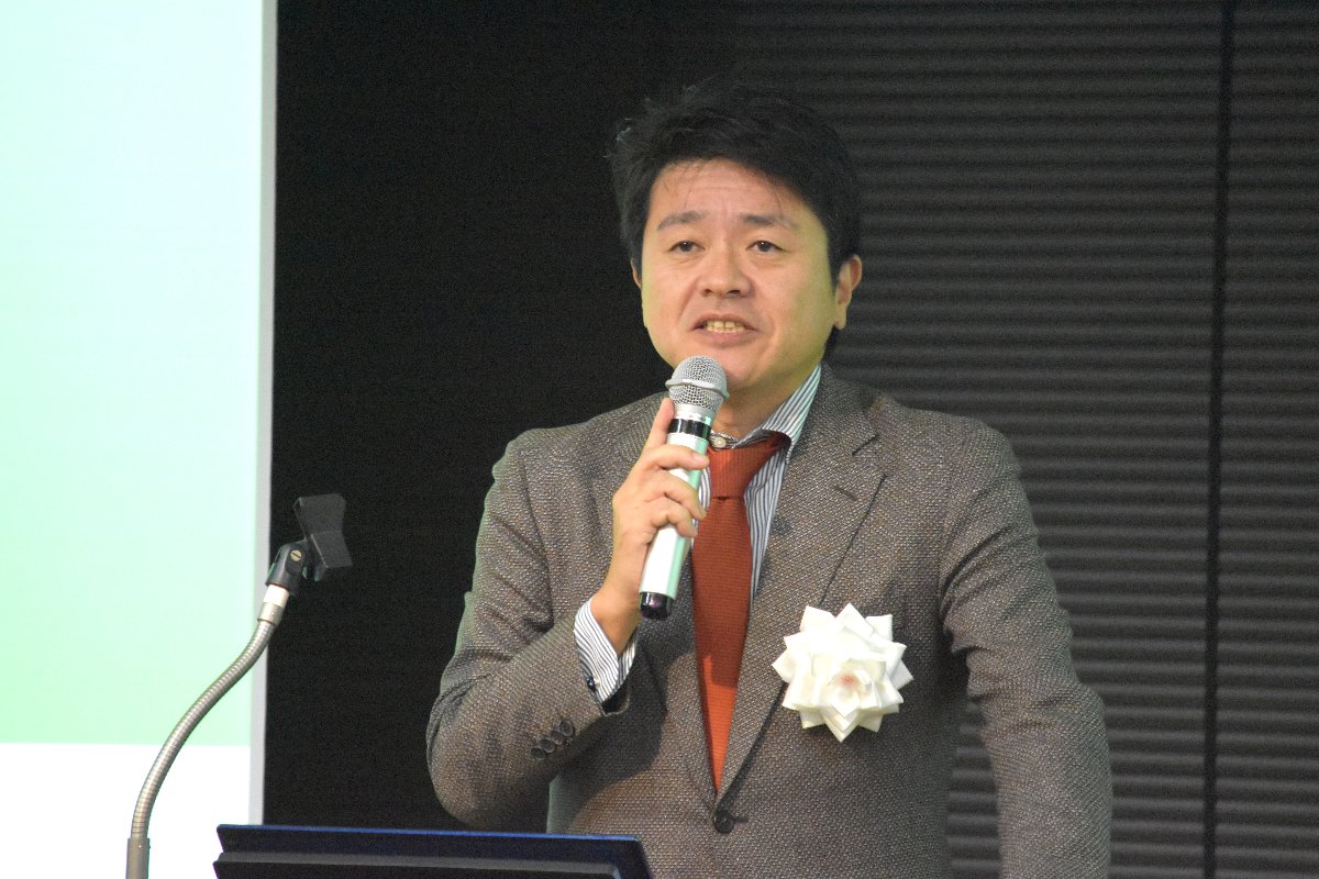 （中桐理事長）