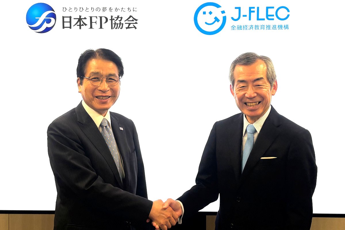 （右から、安藤氏、白根氏）