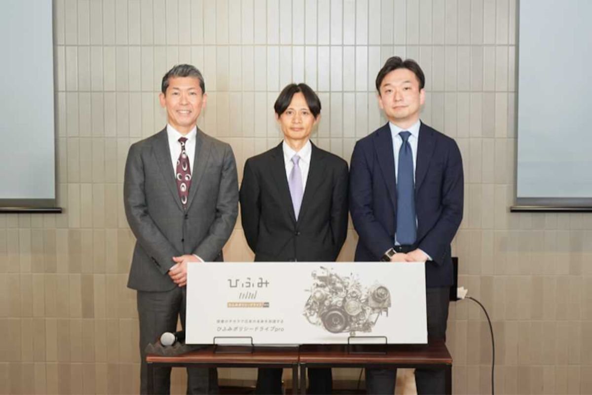 （左から湯浅氏、並木氏、野口氏）