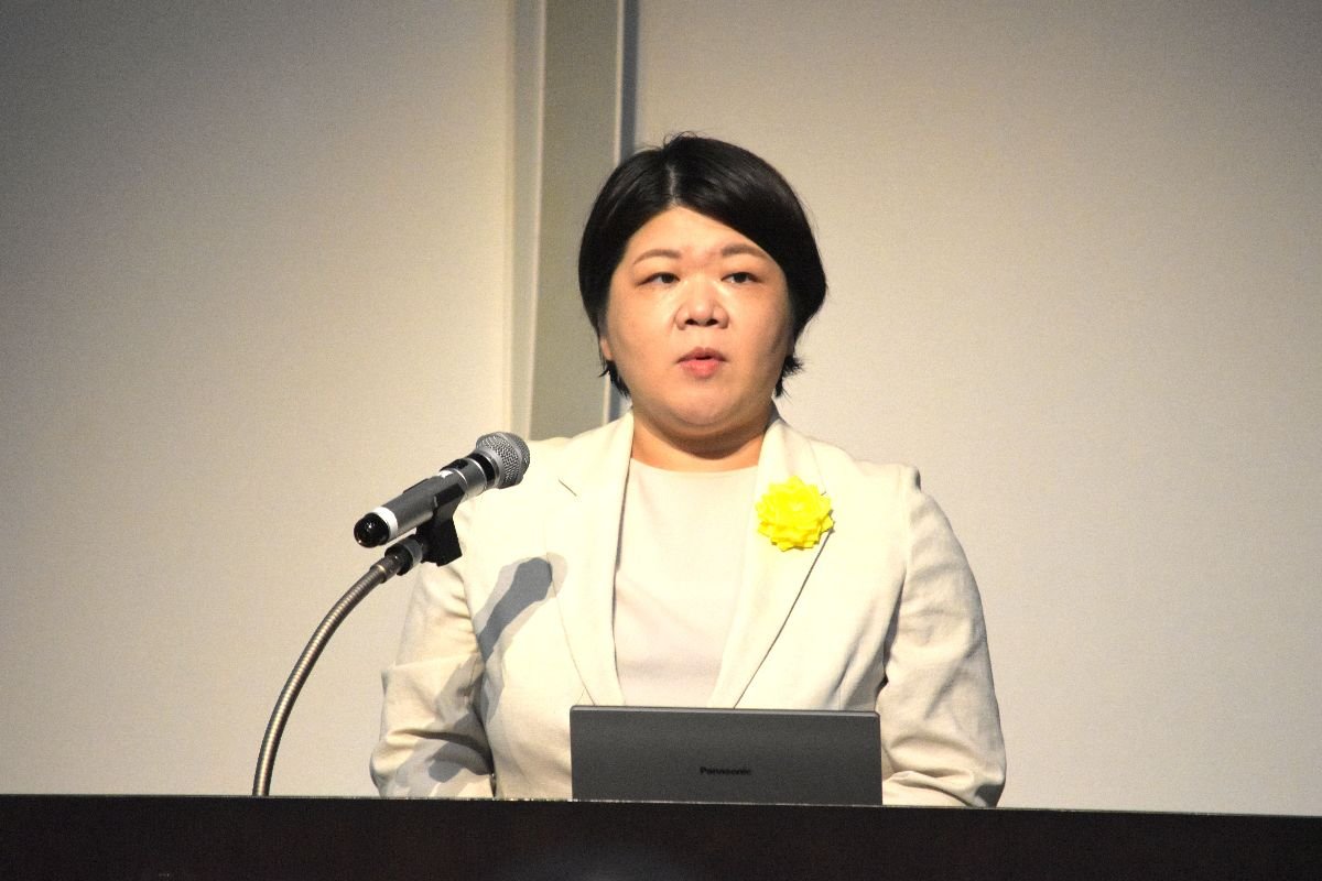 （厚生労働省年金局企業年金・個人年金課の海老敬子課長）